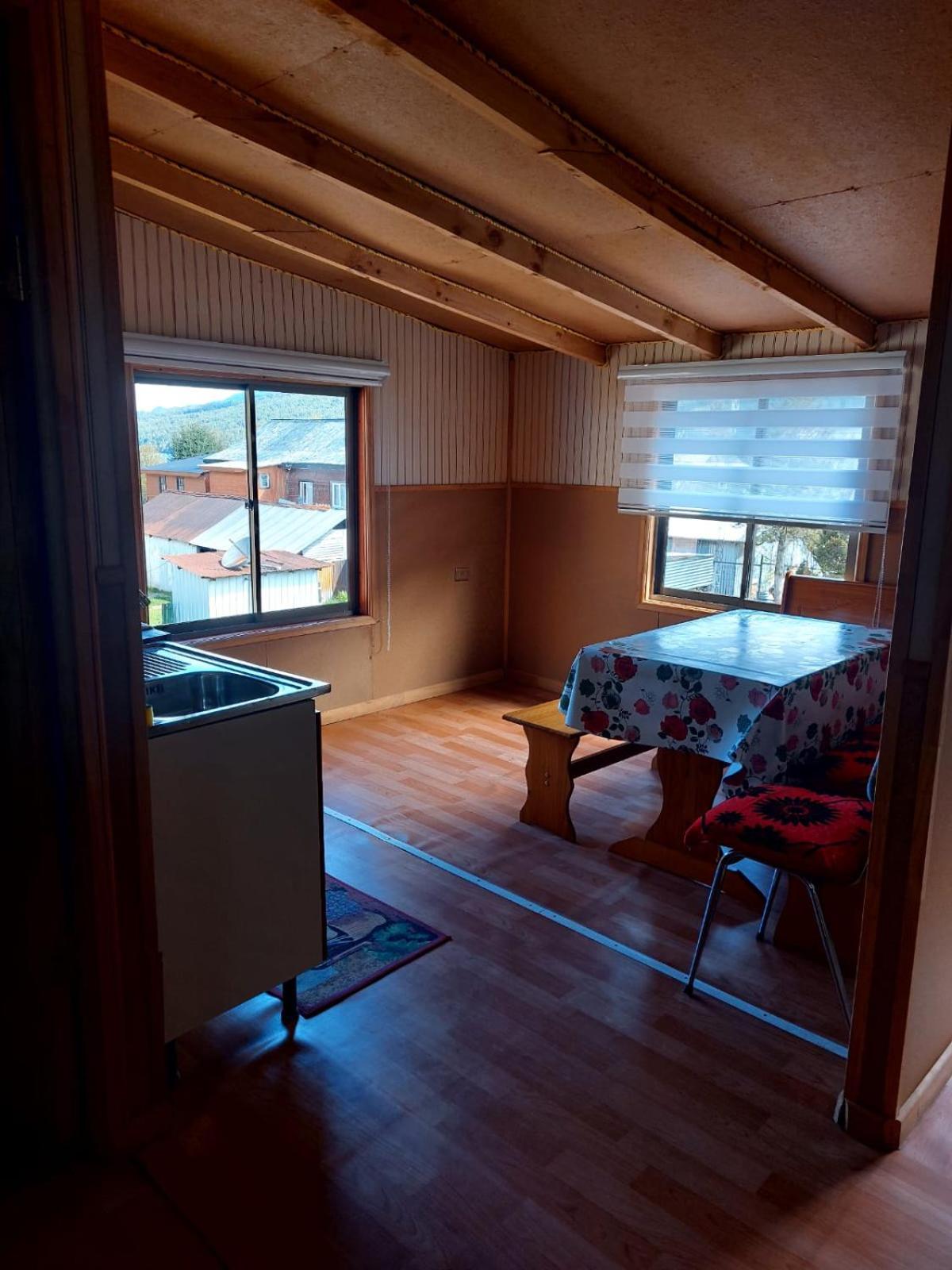 Hostal Y Cabanas Ventisquero Puerto Puyuguapi Ngoại thất bức ảnh
